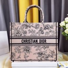 Christian Dior Shopping Bags